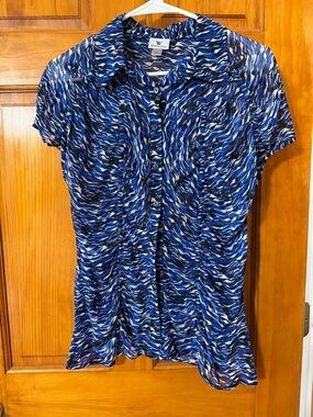 Worthington Blue Multi-Tone Wave Print Button Front Blouse